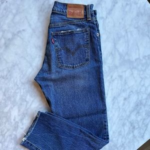 Levi’s Premium Denim - Wedgie Jean, Size 27